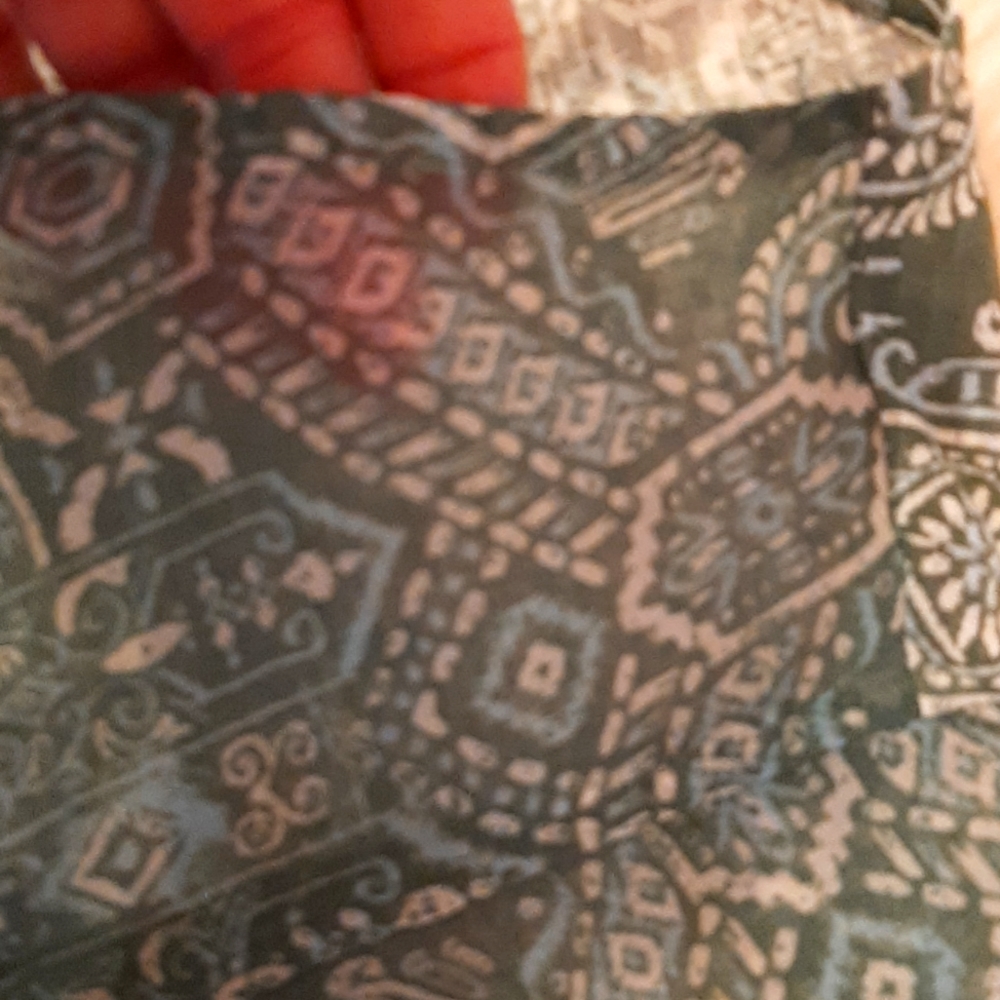 Lucky Brand Green/White/Blue Geometric Print Top, Large, NWT - Picture 5 of 12